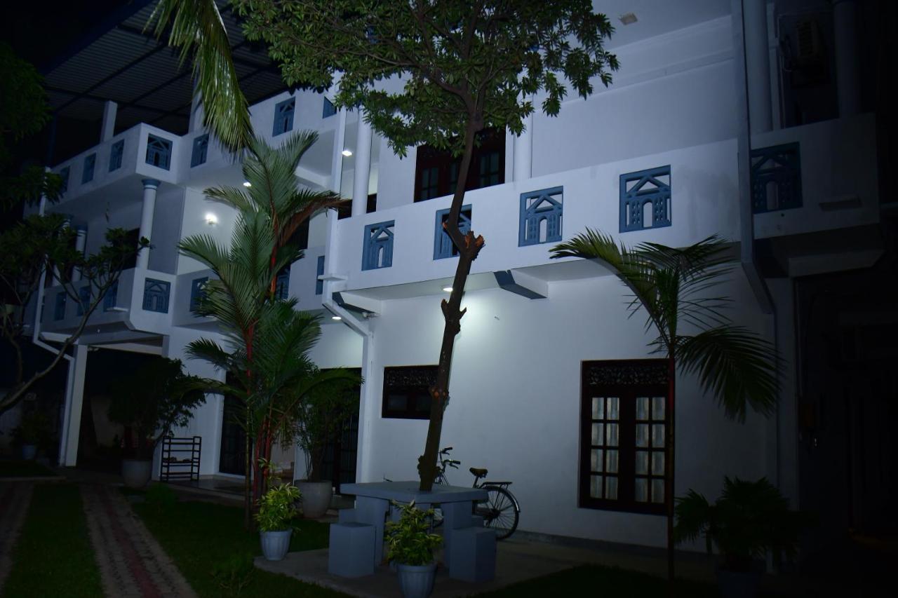 硕丽别墅住宿加早餐旅馆 高尔 外观 照片